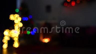 圣诞老人和雪少女，感恩节，圣诞节和新年，红黄蓝球